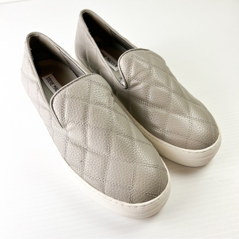 Steve Madden Sneaker Women's 9 Globe Grey Faux Leather Slip On Shoes